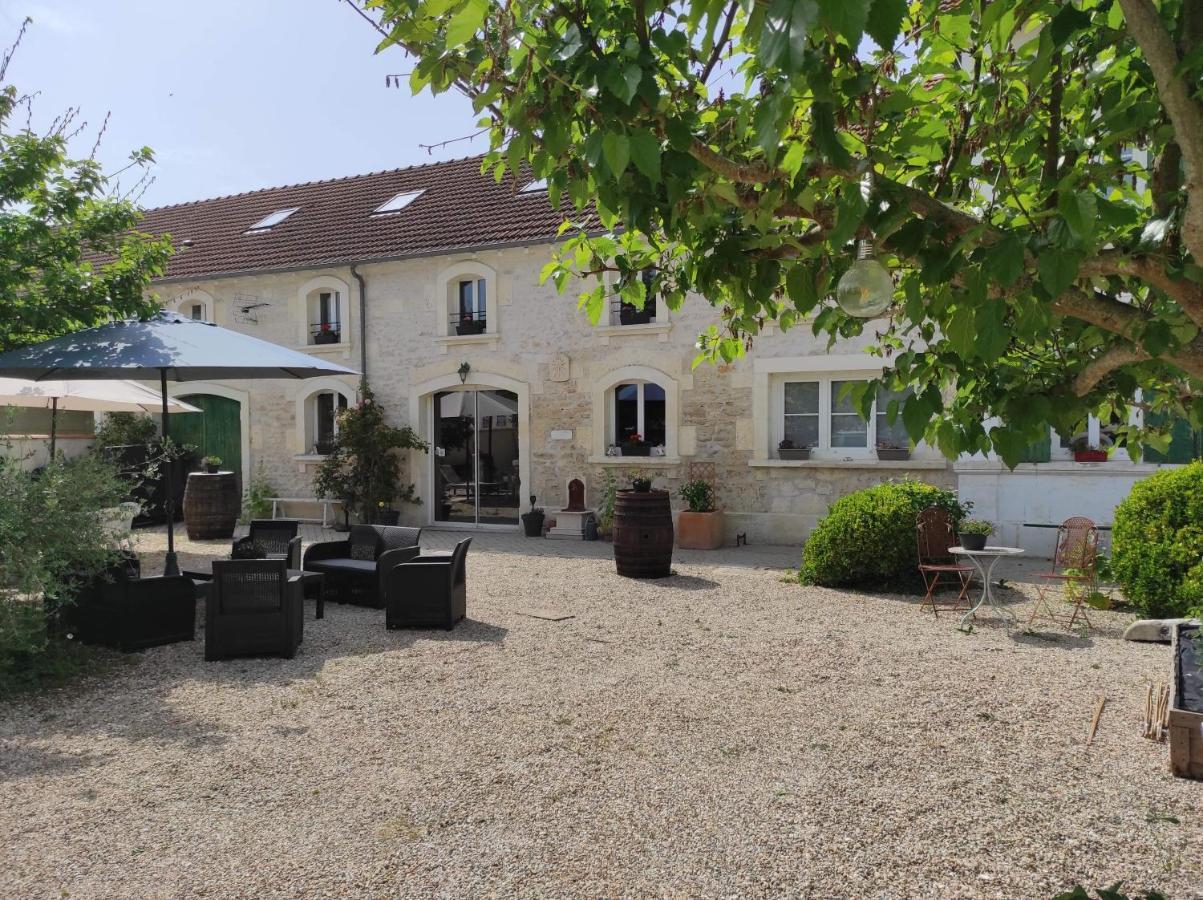 L'Entre Deux Vignes Bed & Breakfast Brizambourg Ngoại thất bức ảnh