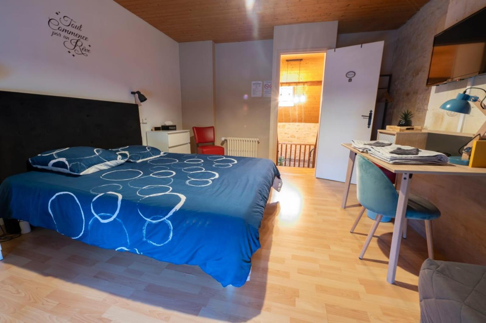 L'Entre Deux Vignes Bed & Breakfast Brizambourg Ngoại thất bức ảnh